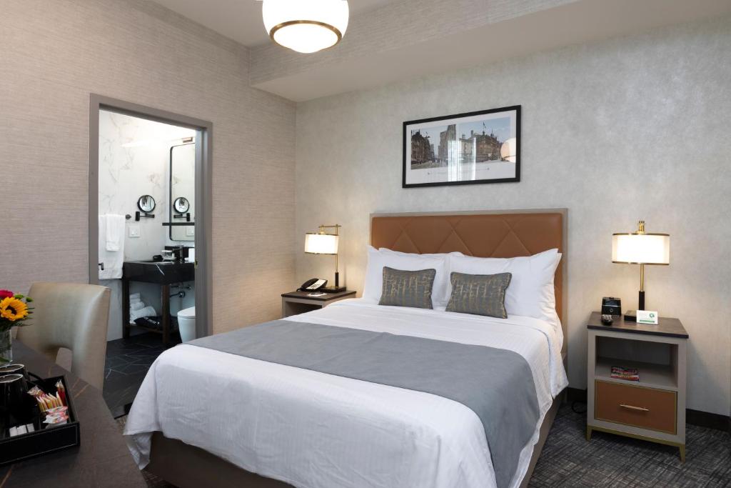 Broadway Plaza Hotel - 