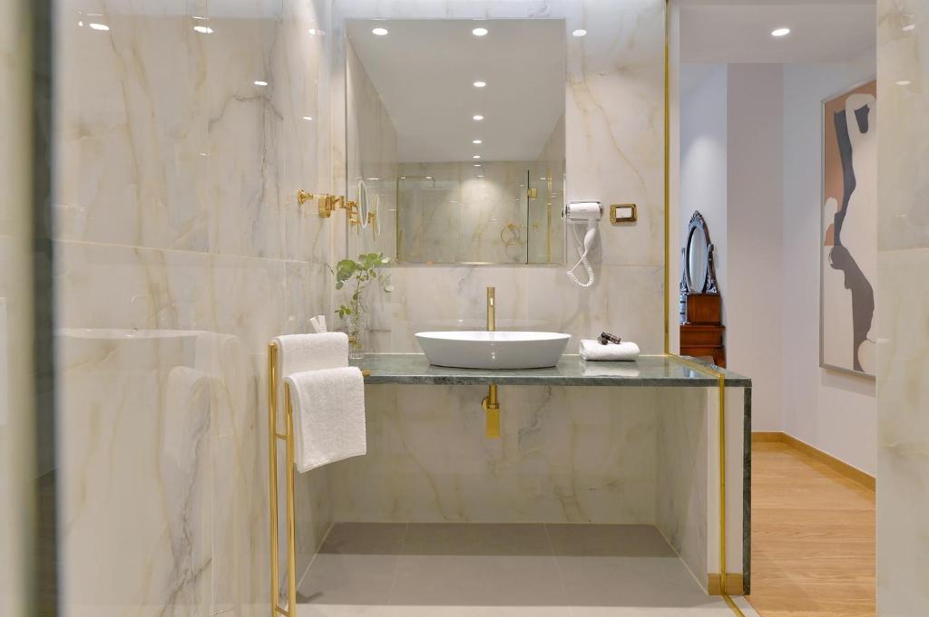 Acropolian Spirit Boutique Hotel - Resim 22