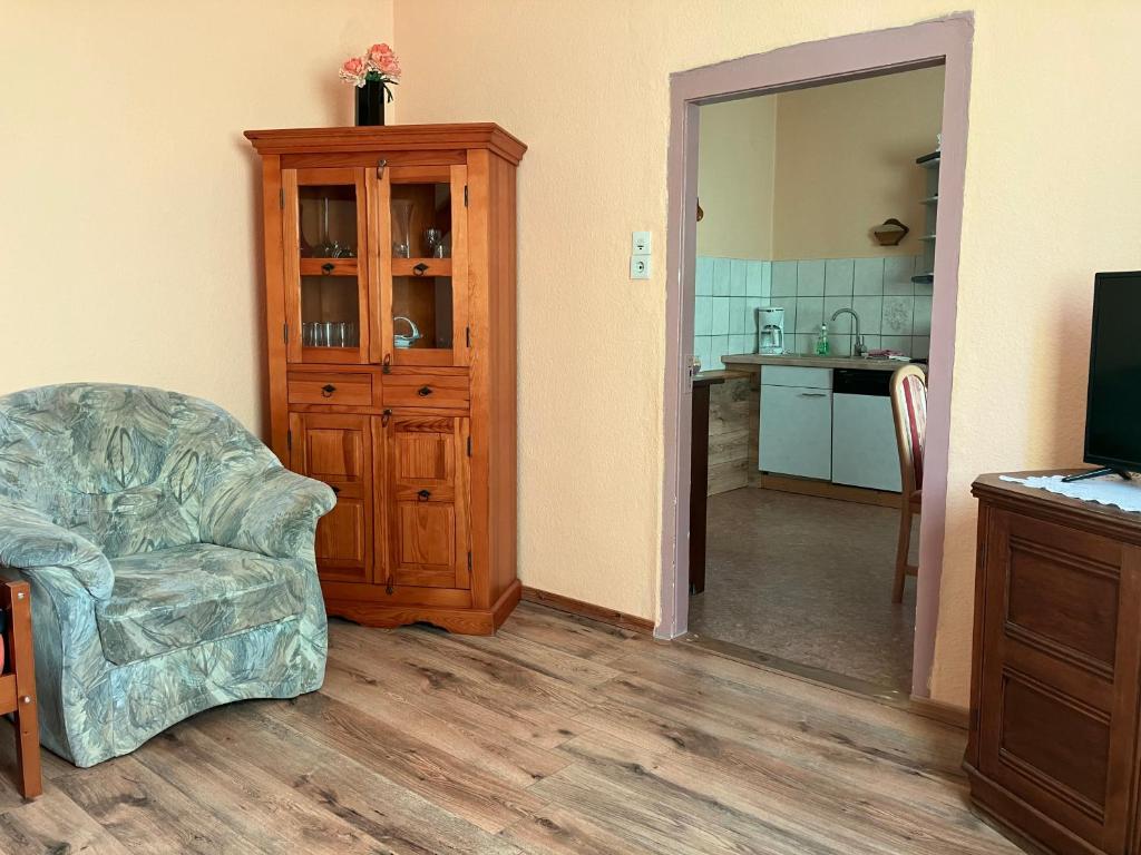 Kuchyň nebo kuchyňský kout v ubytování Doppelzimmer vom Friesenhof Wieratal