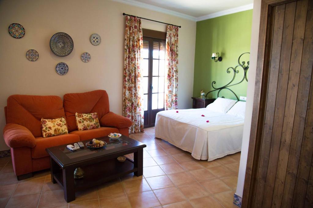 Posteľ alebo postele v izbe v ubytovaní Hotel Rural Andalucia