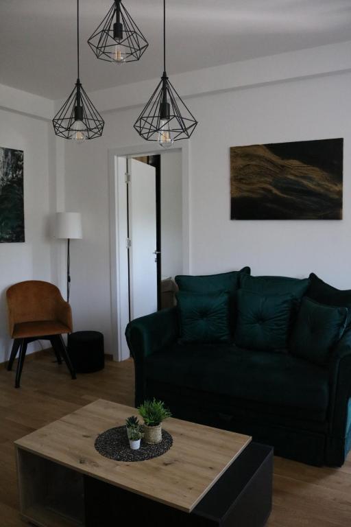 Posezení v ubytování Aria Apartman Sokobanja