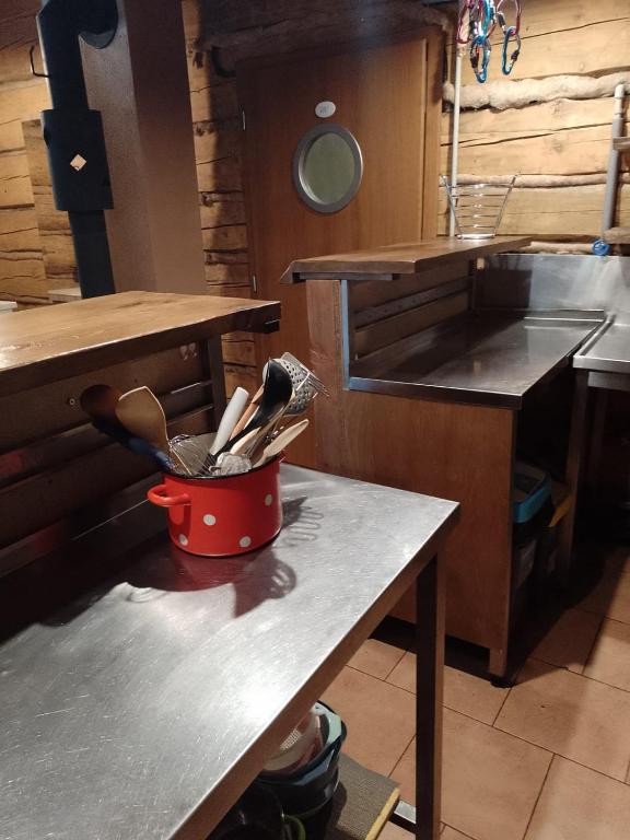 Kuchyňa alebo kuchynka v ubytovaní Štúdio Apartmán Pohoda Čingov Slovenský raj