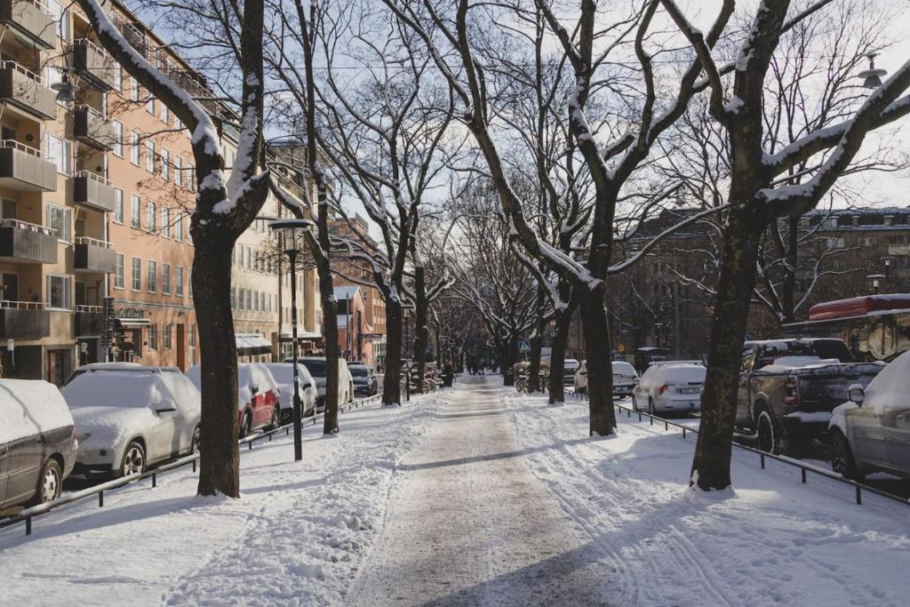 Budget-friendly studio on Södermalm, construction work under vintern