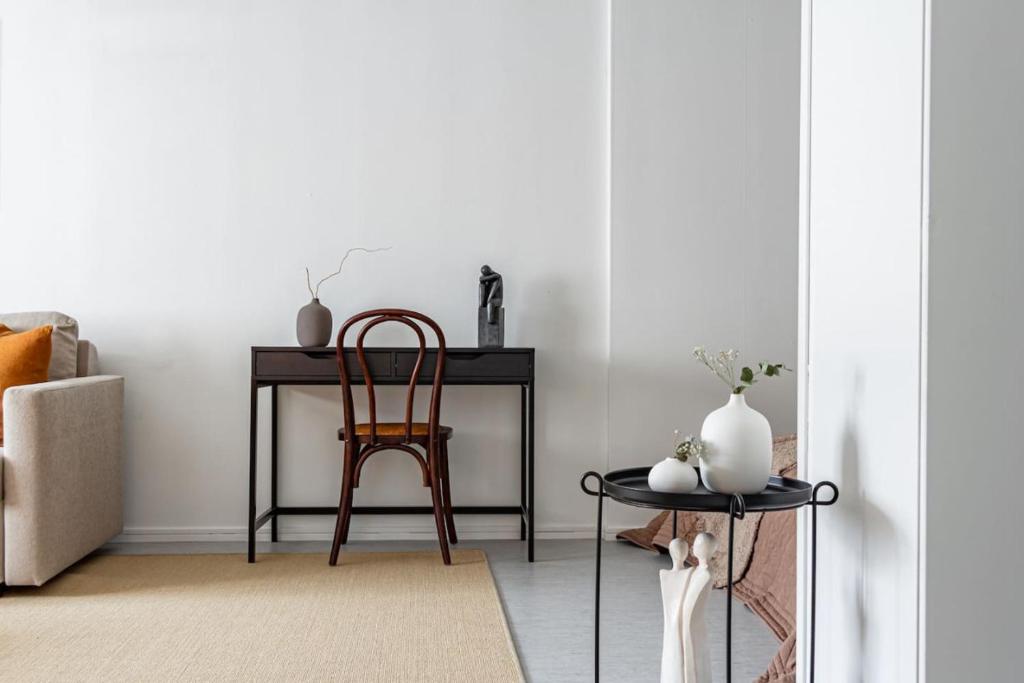 Bild i bildgalleri på Budget-friendly studio on Södermalm, construction work i Stockholm