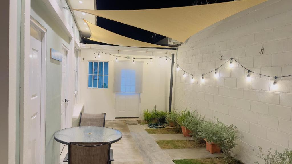 En terrasse eller udendørsområde på Muy cerca de playas y miradores muy accesible a la ciudad y comercios