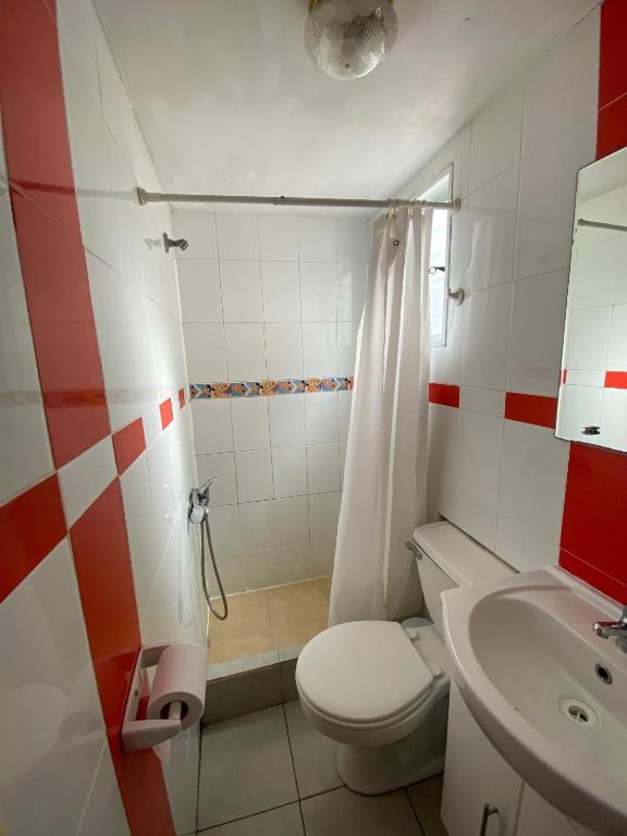 Koupelna v ubytování Hostal EntreOrientes