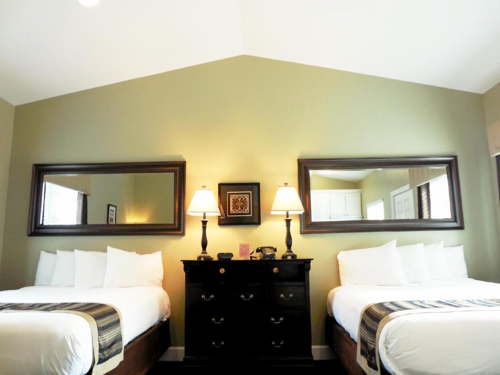 Sea Breeze Inn - Pacific Grove - 