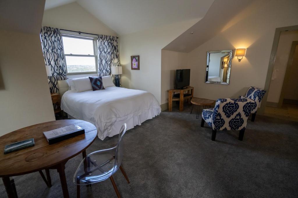 Sage Hill Inn & Spa - Deluxe Queen Kamer - Schlemmer Kamer