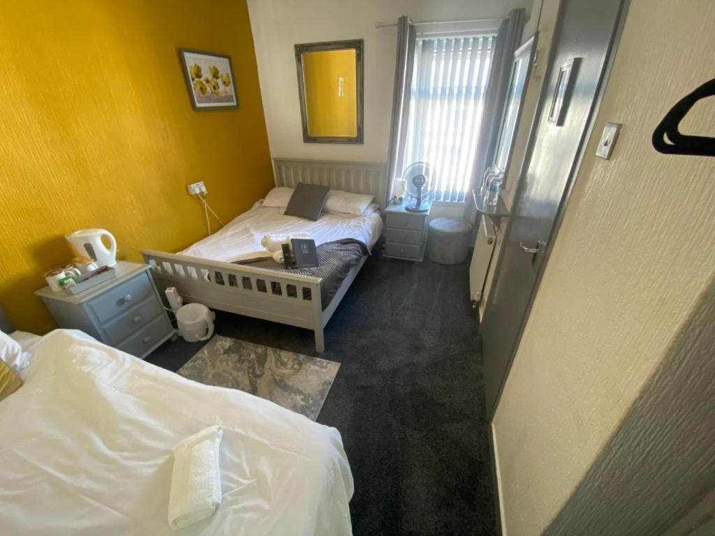 Bradburys of Blackpool - Resim 39