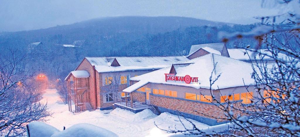 Tsaghkahovit Hotel v zimě