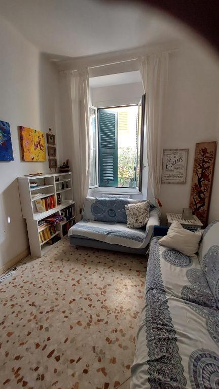 Posezení v ubytování Casa con giardino vicina a tutto