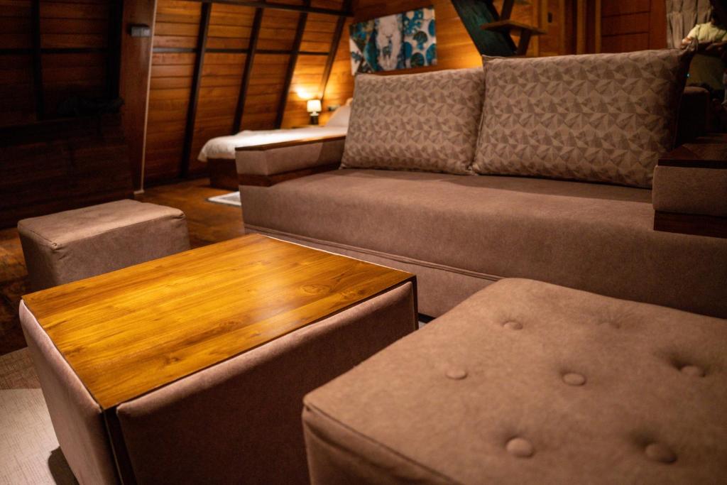 Posezení v ubytování Aadiv Twin Villas