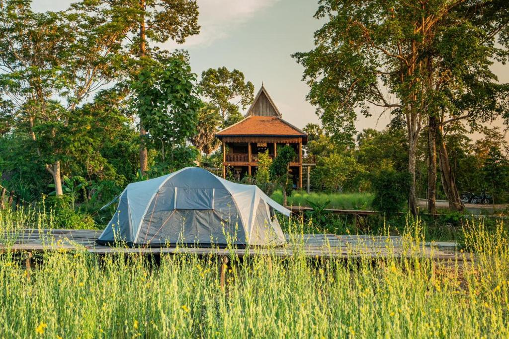 Zahrada ubytování Beng Mealea Lodge