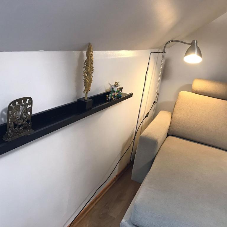 Posezení v ubytování Hyllstofta cozy Apartmant