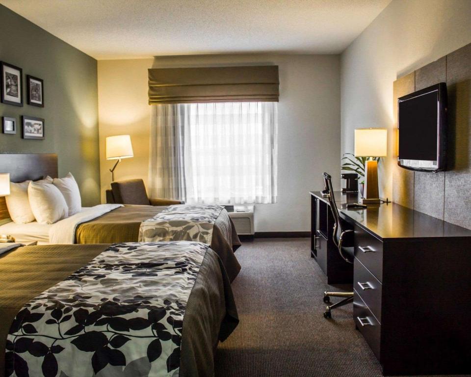 Sleep Inn & Suites - Queen Room With Two Queen Beds - Non-Smoking