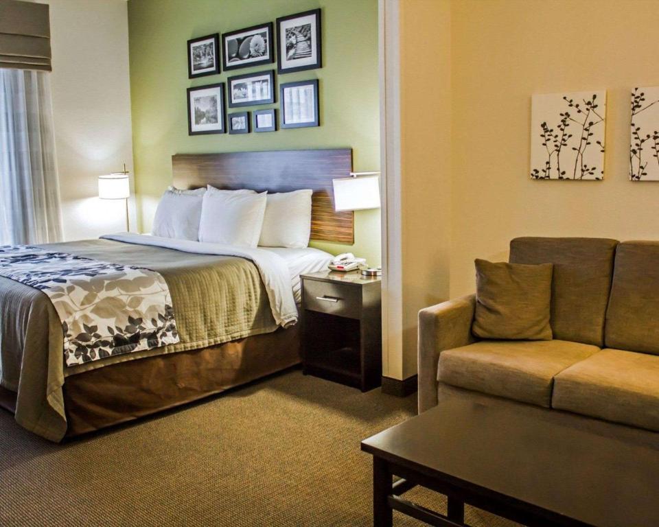 Sleep Inn & Suites - King Suite - Non-Smoking