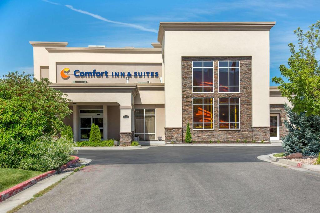 Fotografie z fotogalerie ubytování Comfort Inn & Suites Logan Near University v destinaci Logan