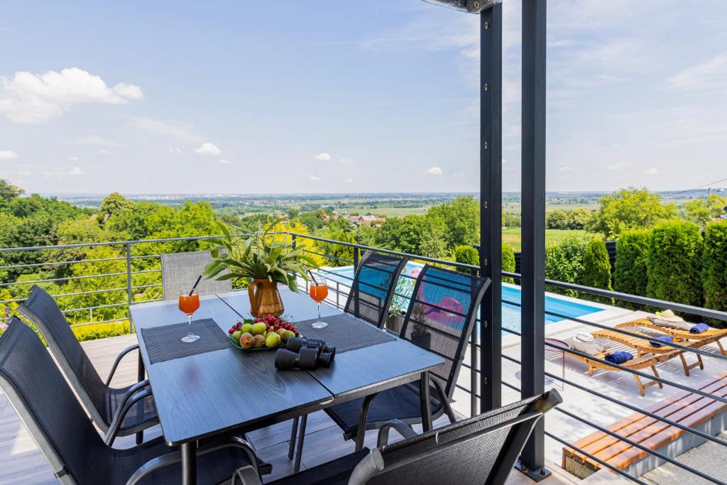 Balkón alebo terasa v ubytovaní Holiday Home Beretinec Hills