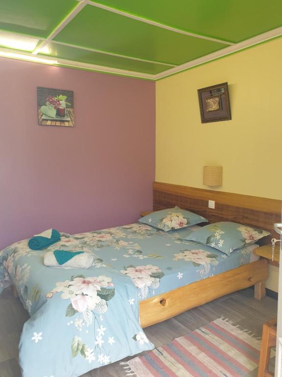 Postel nebo postele na pokoji v ubytování Chez Nou ...