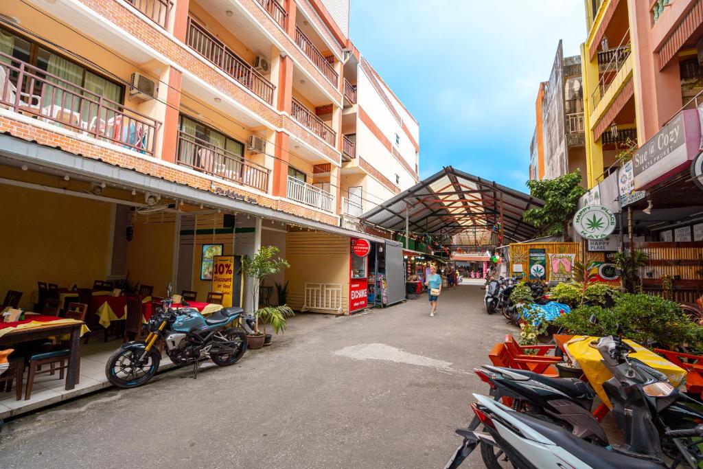 Fotografie z fotogalerie ubytování Outdoor Inn Kata Hotel v destinaci Kata pláž