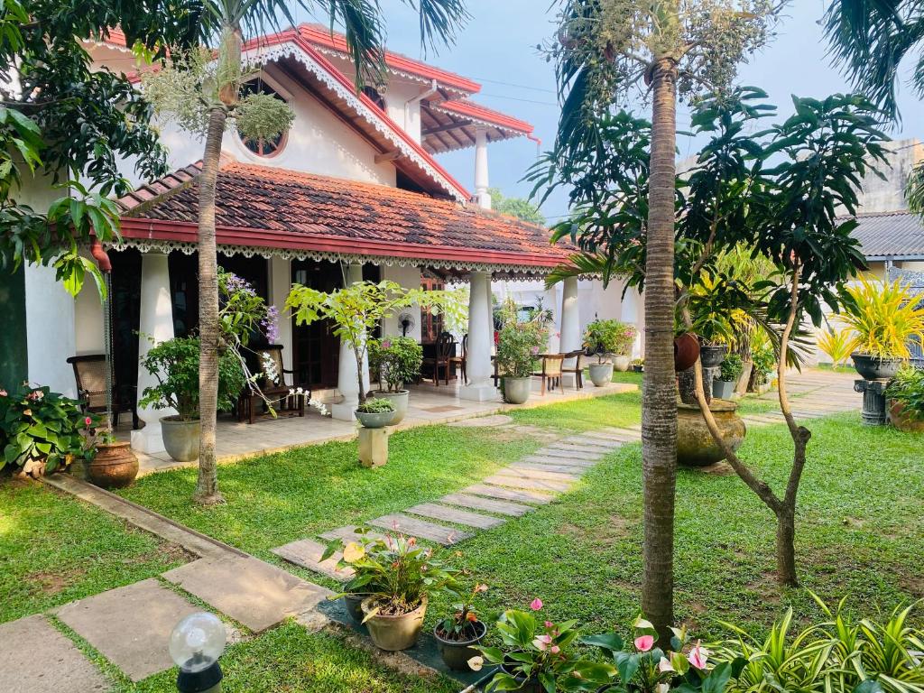 Zahrada ubytování Sujeewani Villa