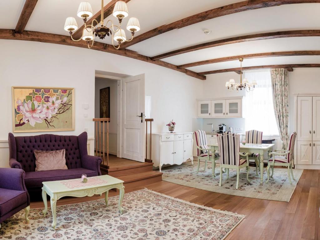 Posezení v ubytování Schloss Thalheim