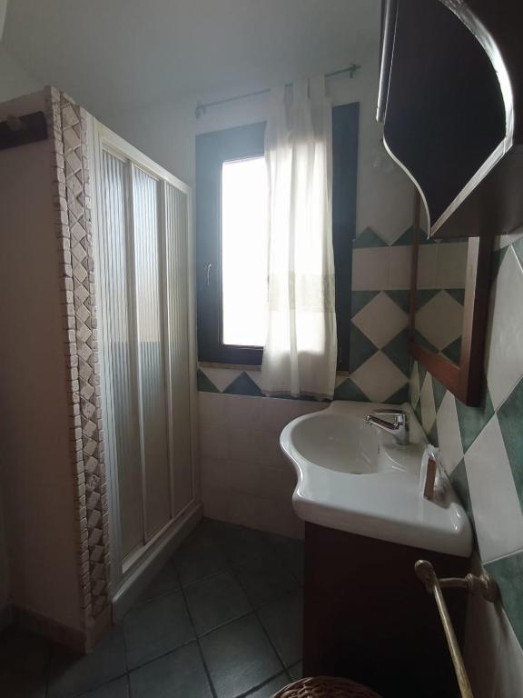 Łazienka w obiekcie Appartamento Sardegna - accogliente e luminoso