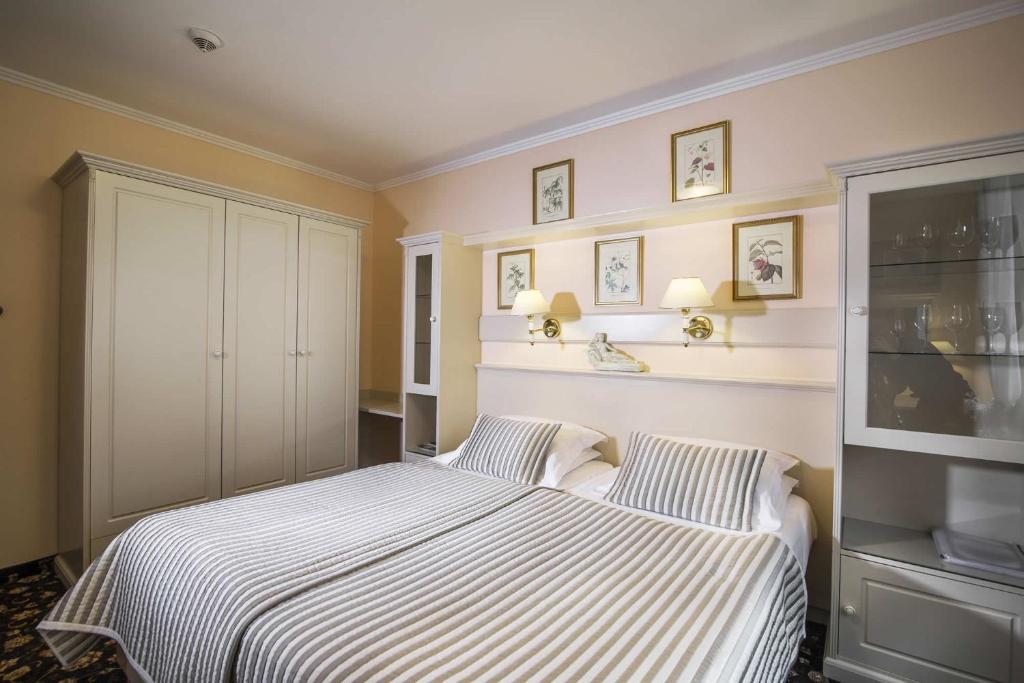 Karlsbad Grande Madonna - 6