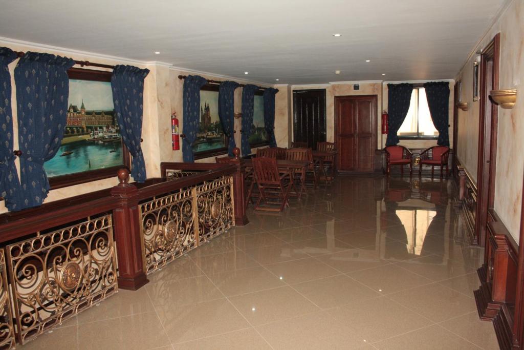Bazén v ubytování Hotel Royal Amsterdam nebo v jeho okolí