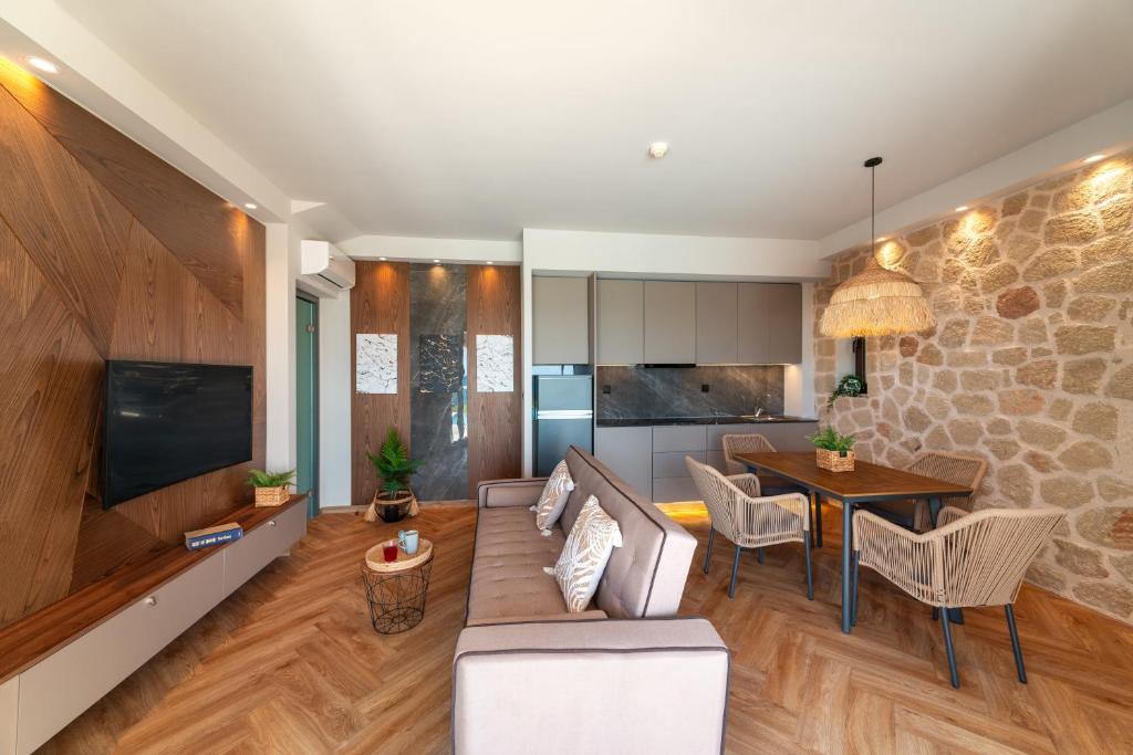 A television and/or entertainment centre at Al Mare Villas