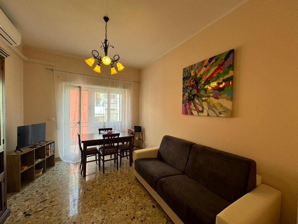 Vintage Charm Apt in Aurelio