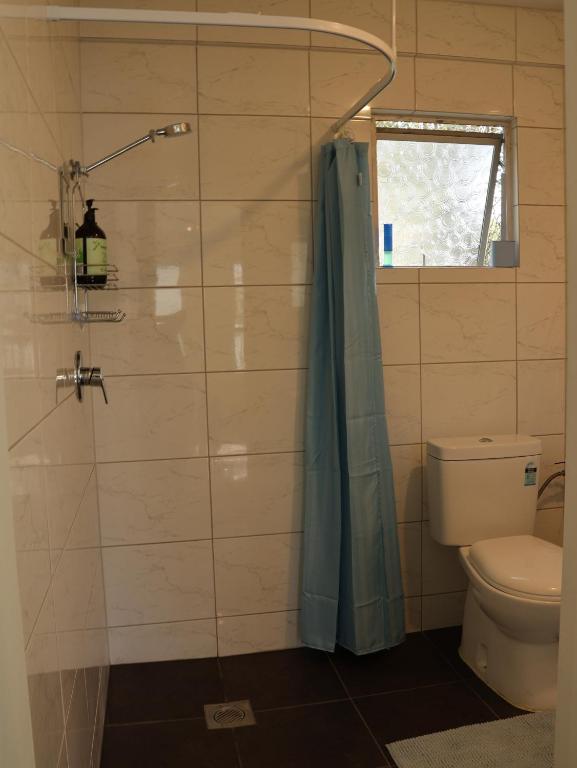 Bach on Waikawa 2 bedroom home - Resim 8