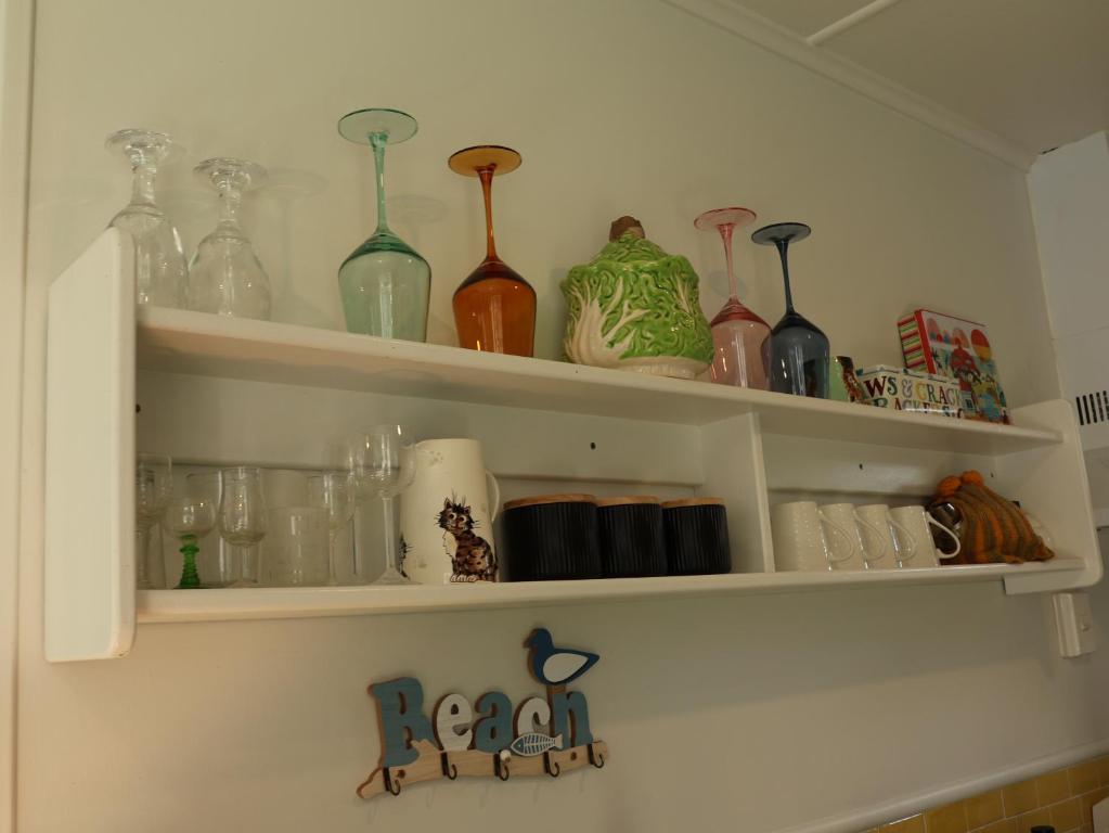 Bach on Waikawa 2 bedroom home - Resim 14