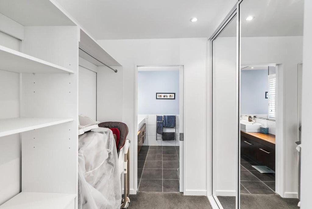 Kaleido Nook Enchanting 3BR Magic on Rugby Street - Resim 21