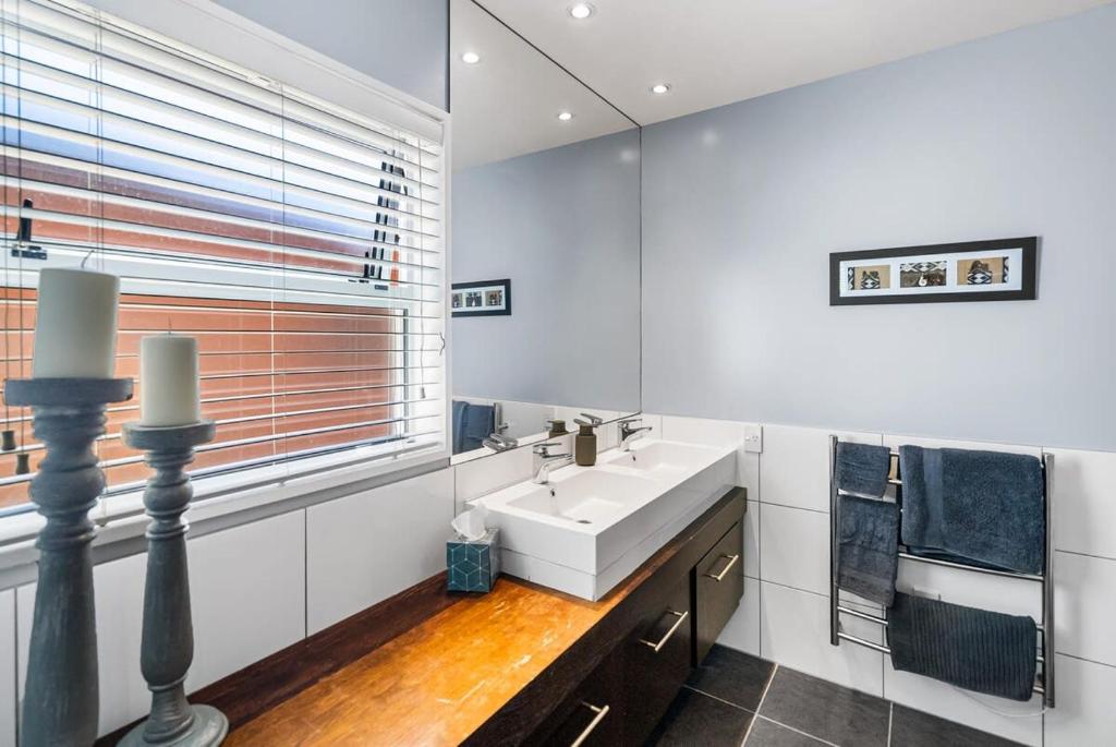 Kaleido Nook Enchanting 3BR Magic on Rugby Street - Resim 22