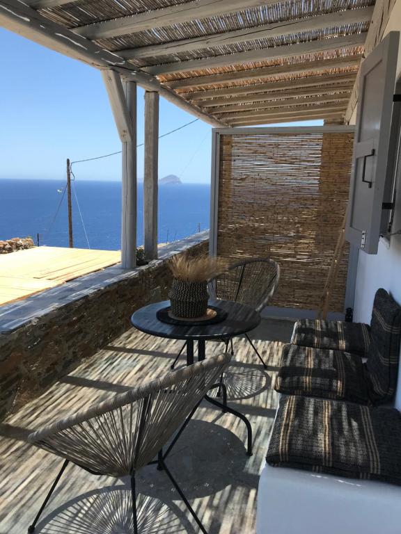 Darsi suites Kythnos
