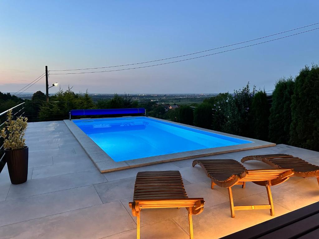 Bazén v ubytovaní Holiday Home Beretinec Hills alebo v jeho blízkosti