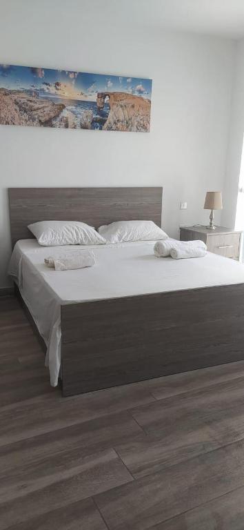 Postel nebo postele na pokoji v ubytování Bright and Convenient Penthouse in Central Malta