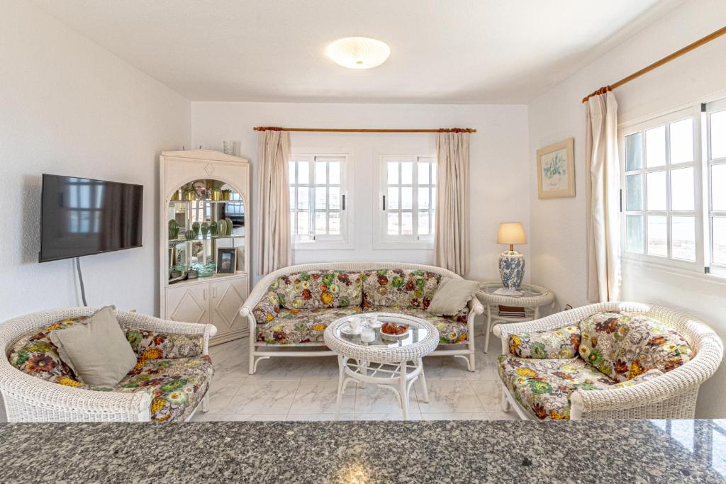 Posedenie v ubytovaní Ocean View Penthouse By Dream Homes Tenerife