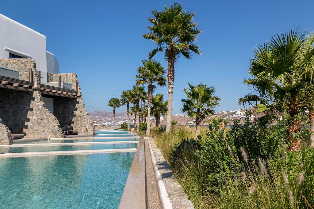 Aeonic Suites and Spa - 15