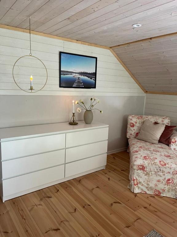Postel nebo postele na pokoji v ubytování Utterbyn/Sirsjön
