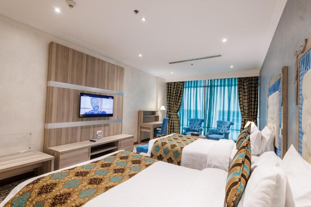 Sjónvarps- og/eða afþreyingartæki á Sapphire Plaza Hotel