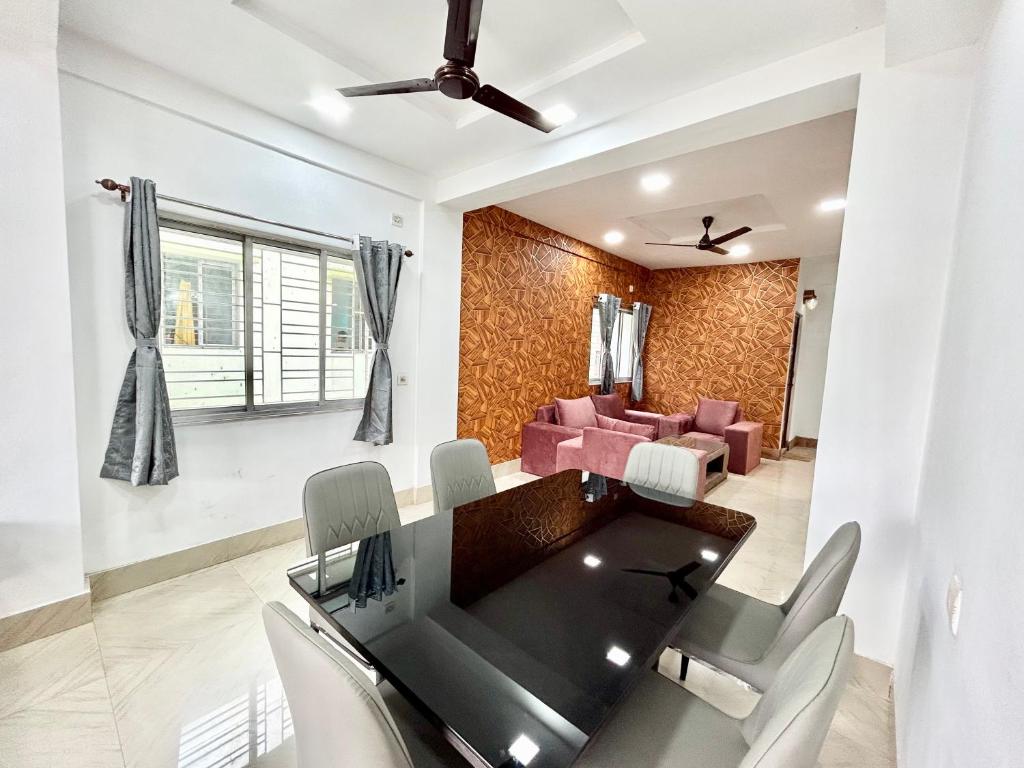 Istumisnurk majutusasutuses Modern 3BHK Apt for Big Groups & Family on EM Bypass