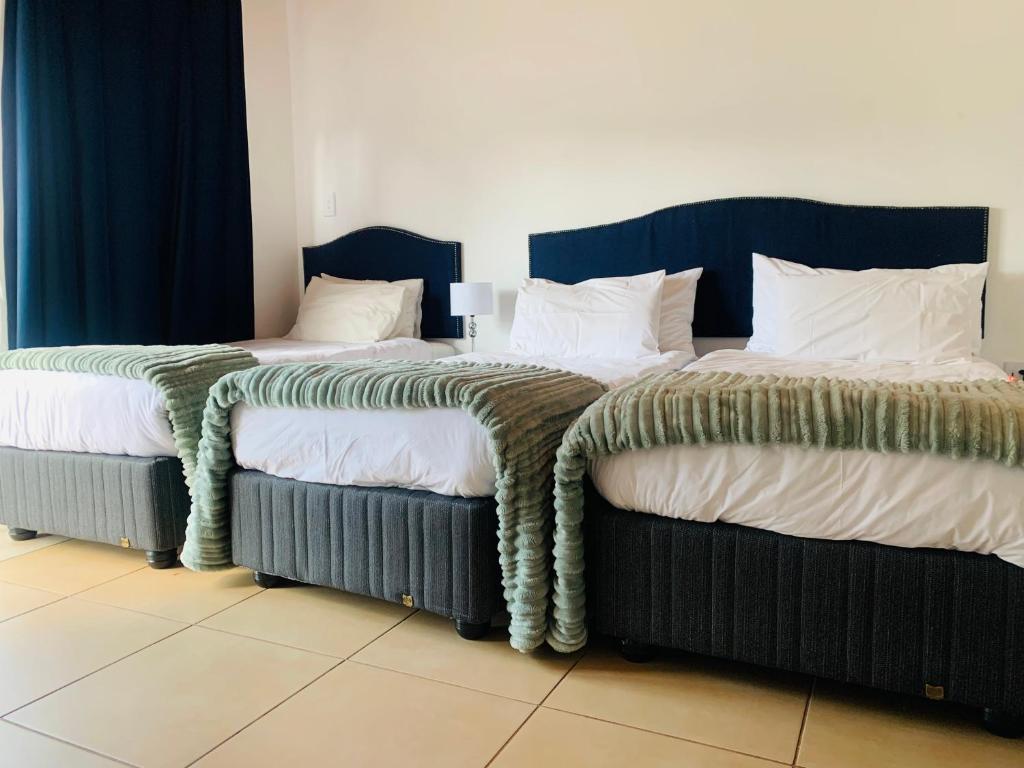 Ouklip Place Hotels - Suite Di Famiglia
