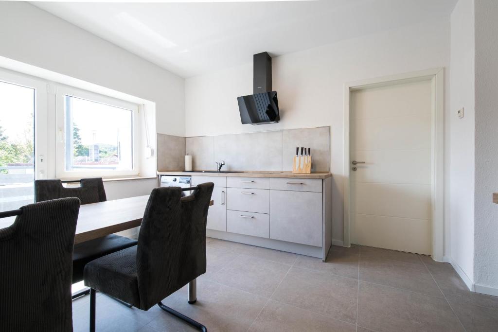 Luxury Zweibrücken Workers Rooms 2 - Apartamento De Tres Dormitorios