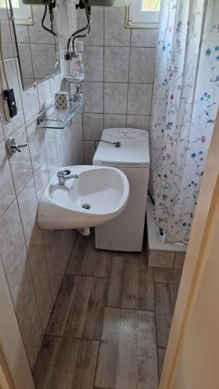 Koupelna v ubytování Sárközi Nyaraló