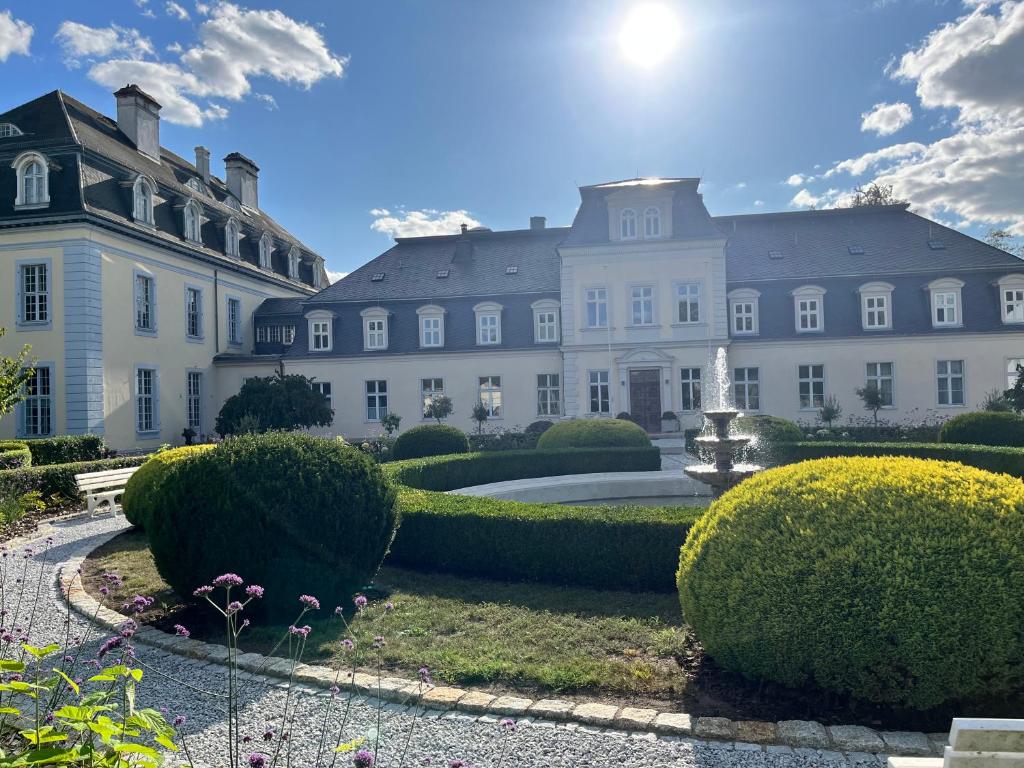 Zahrada ubytování THERESET Schloss Groß Plasten