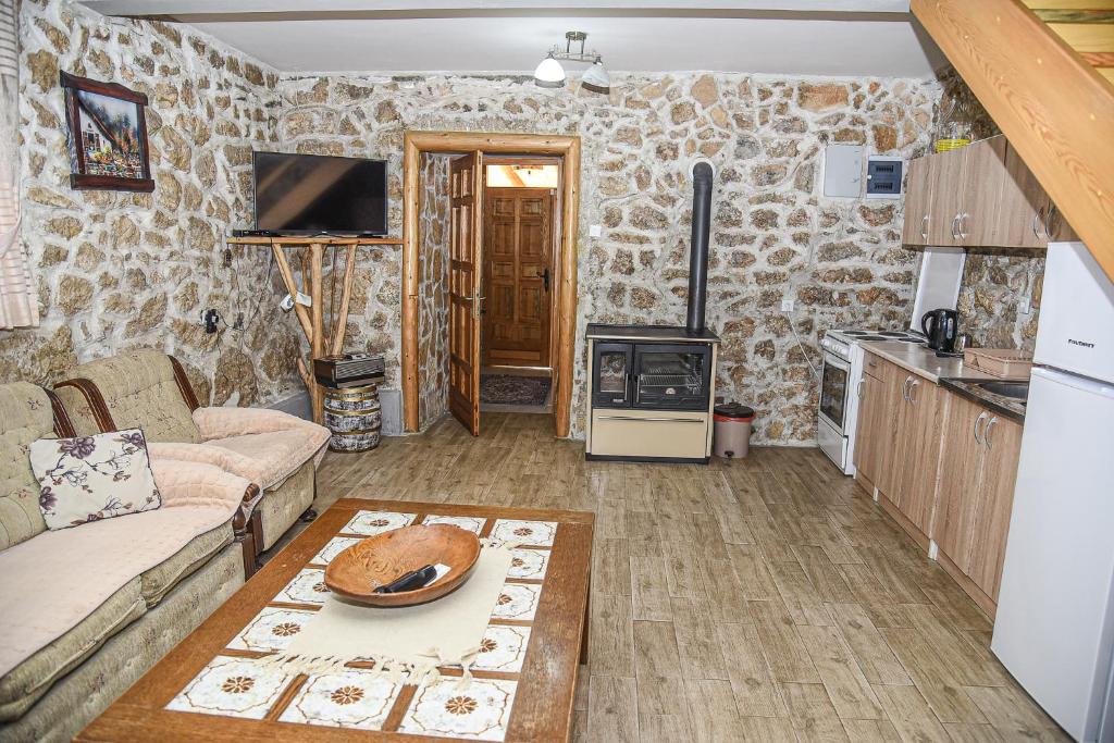 Old House Kontic - 7