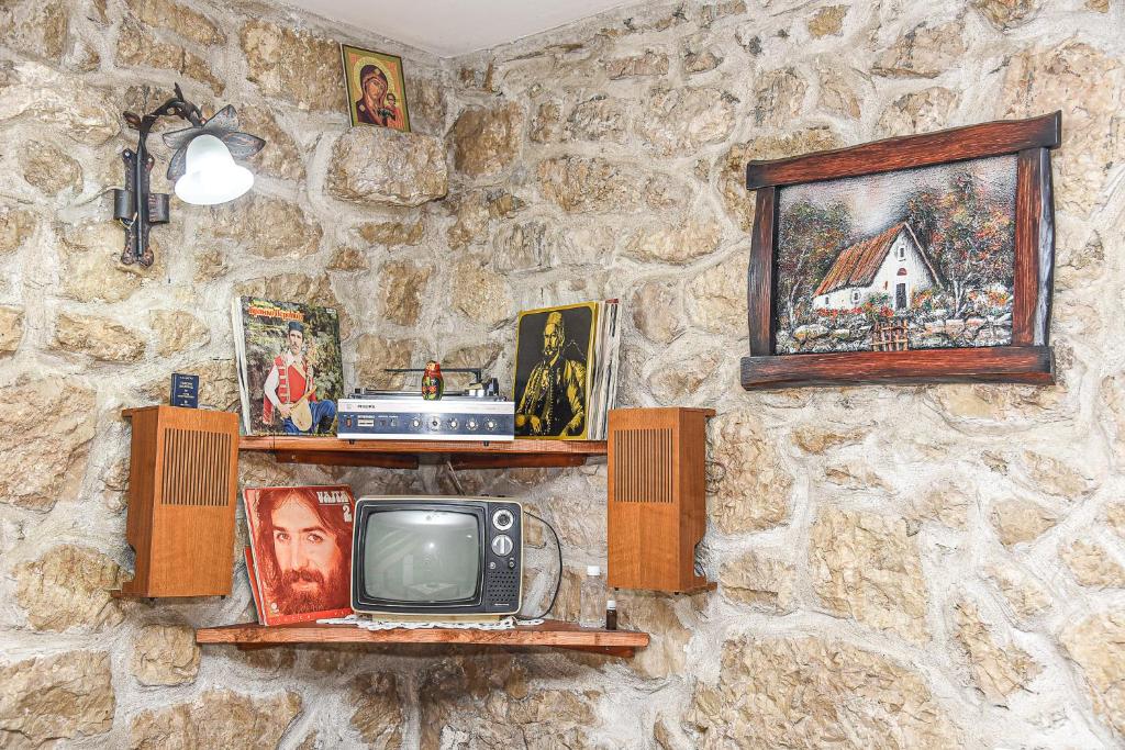 Old House Kontic - 4