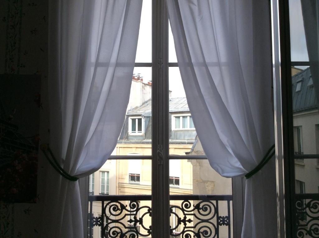 Bed and Breakfast Paris Arc de Triomphe